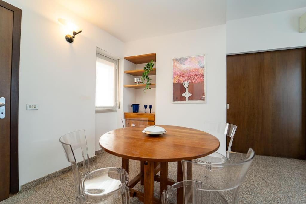 5 Giornate Apt Con Terrazzo E Garage Privato Appartamento Milano