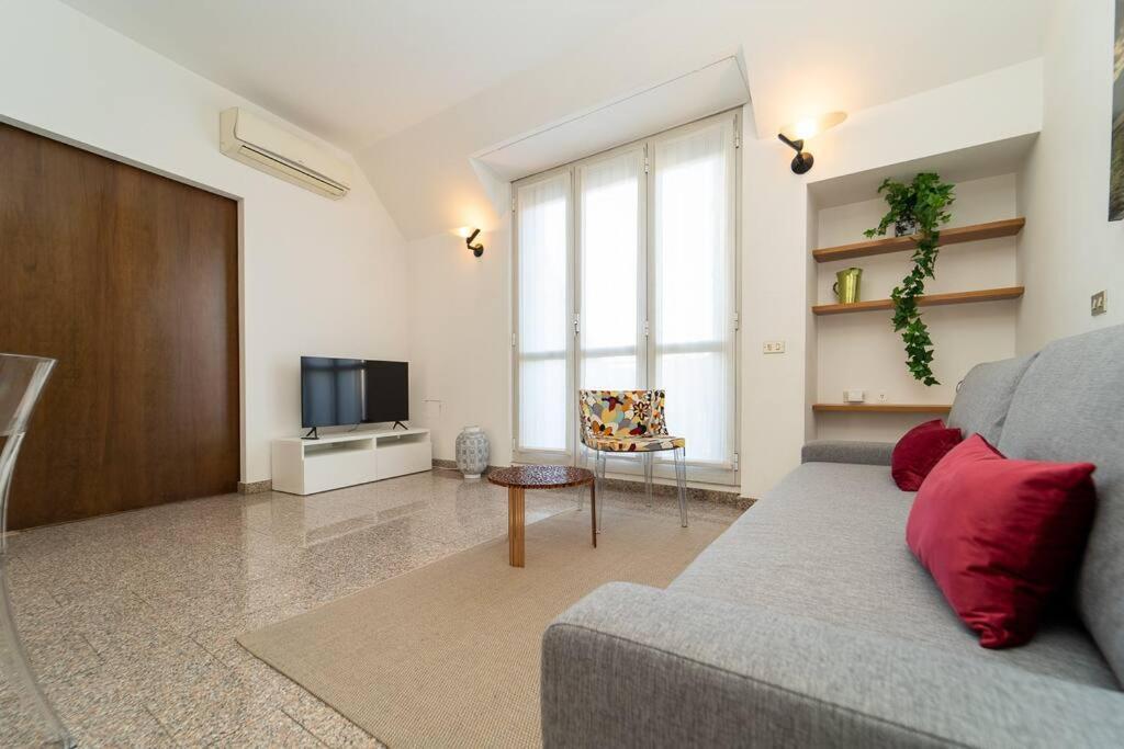 Appartamento 5 Giornate Apt Con Terrazzo E Garage Privato